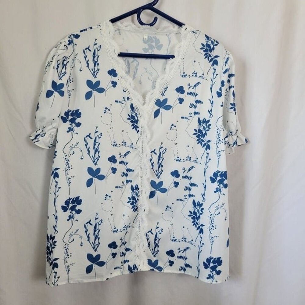 NEW Blouse sz 16 Blue White Floral lace cottagecore BOHO Feminine dressy NWOT